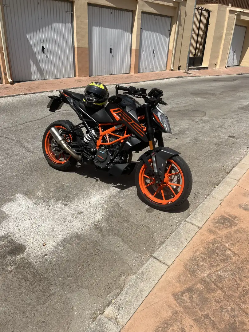 KTM 125 Duke - 1