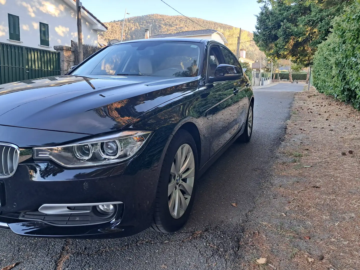 BMW 318 318d Modern Modern Negro - 1