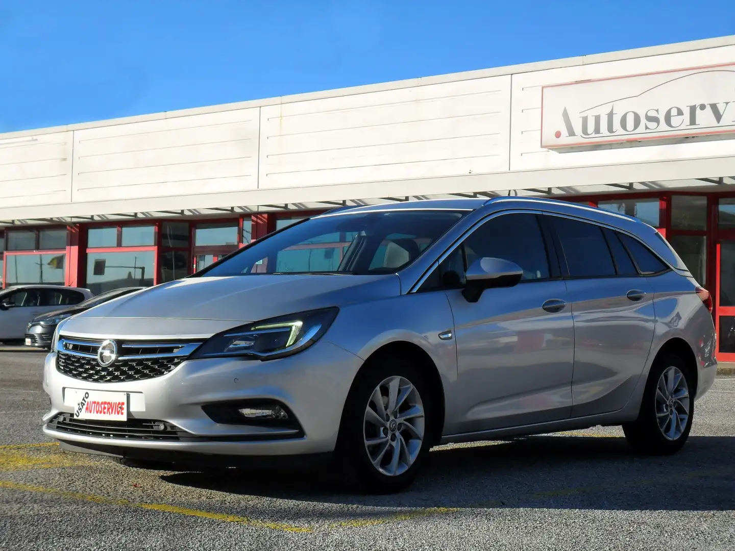 Opel Astra Sports Tourer 1.6 cdti Innovation Argento - 1