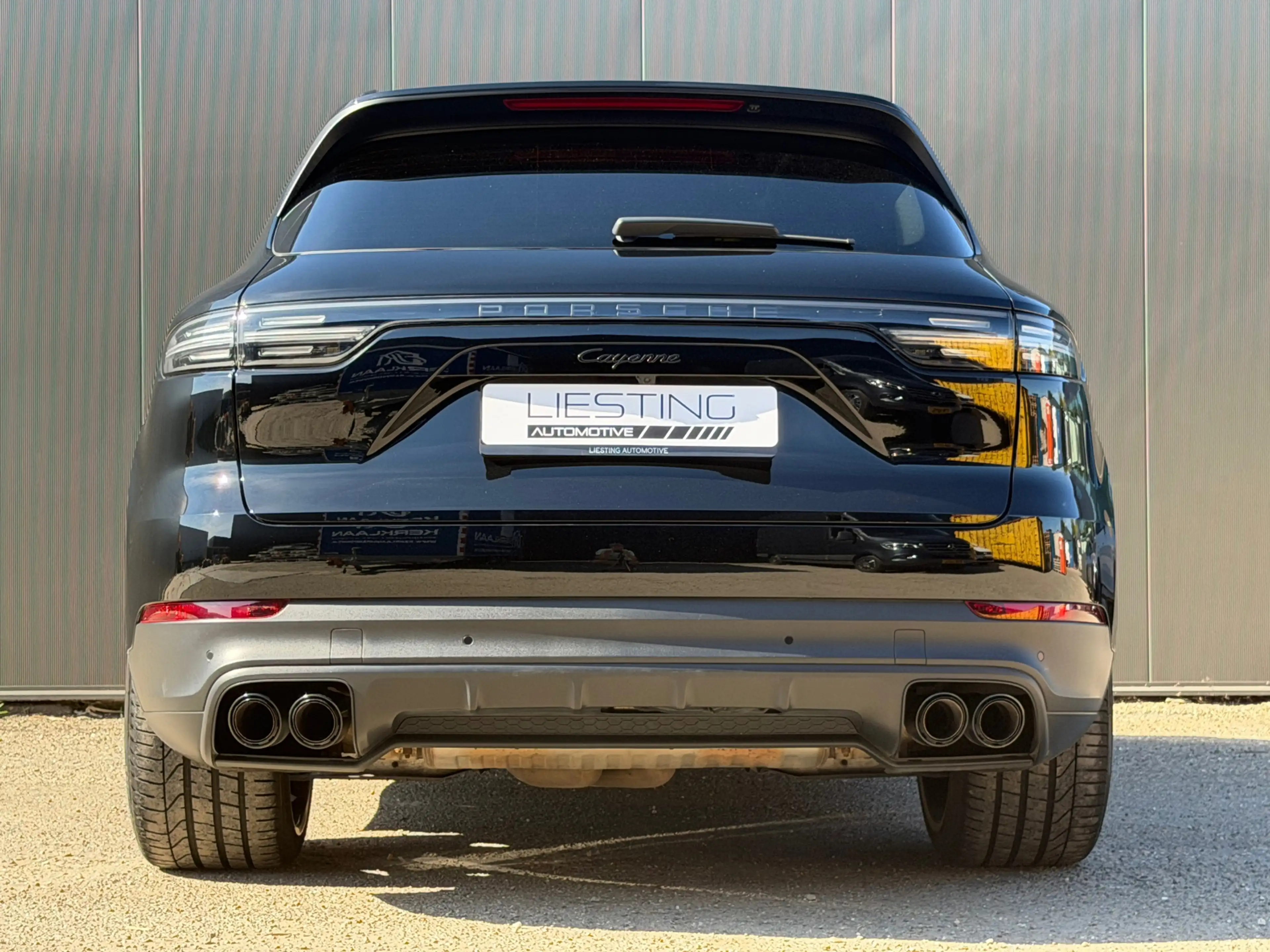 Porsche Cayenne 3.0 E-Hybrid Platinum Edition Pano Trekhaak — photo 14