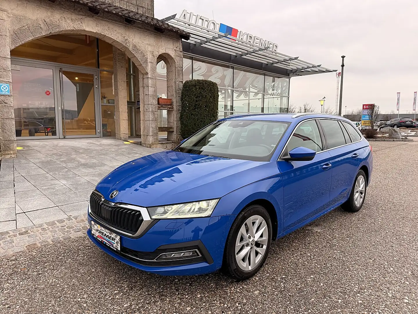 Skoda Octavia Combi 2,0 TDI Style/1.BESITZ/RFK/ACC/SHA/SHZ/NA... Blau - 2