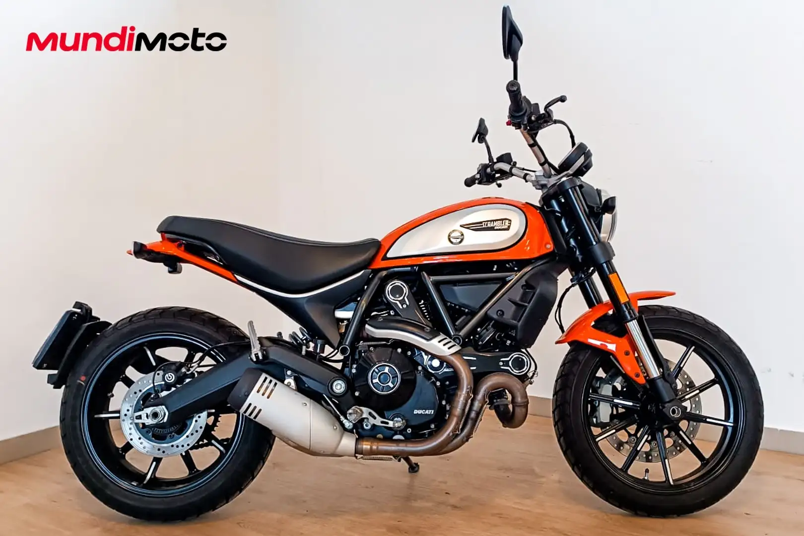 Ducati Scrambler - 1