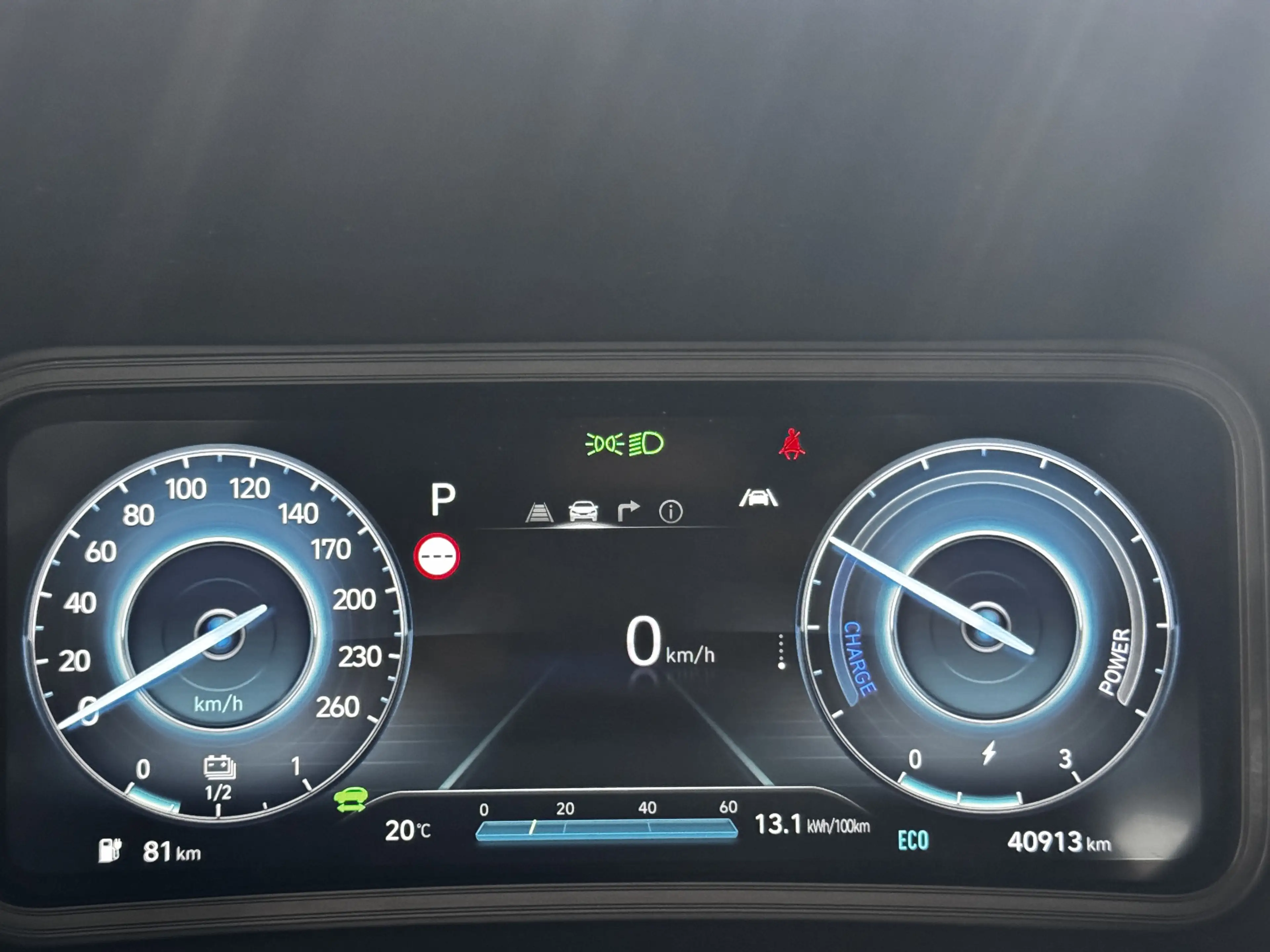 Hyundai KONA Edition 30+ R.Cam Krell Navi LED SHZ DAB — photo 8