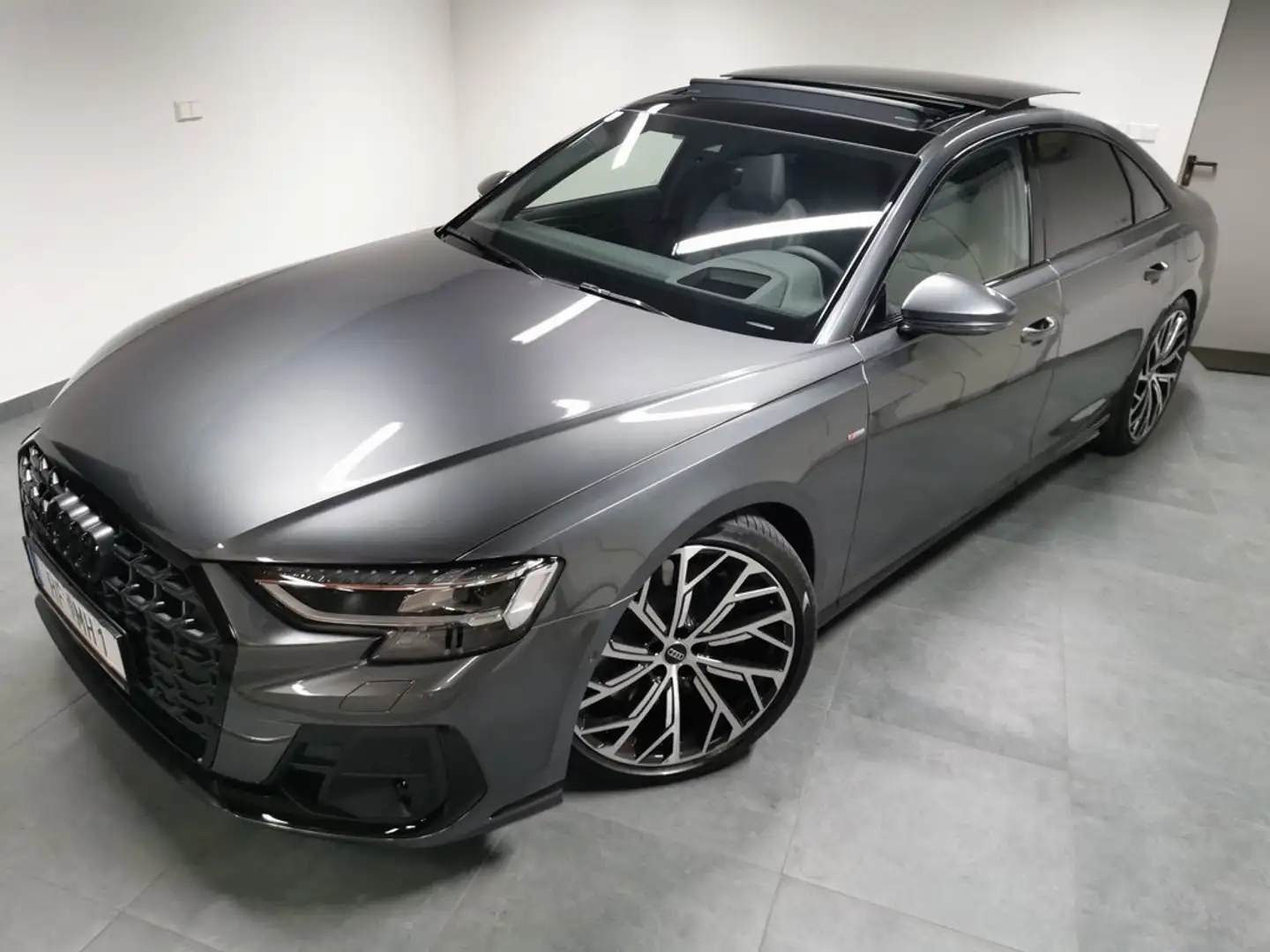 Audi A8 -Daytona 3xS-line Audi exclusive,Ahv,Head-up,ACC Gris - 1