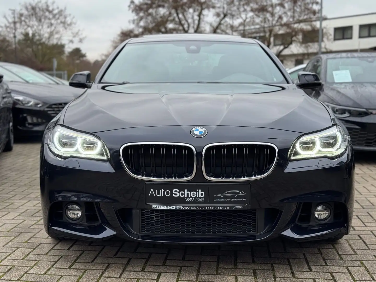 BMW 530 d*M-Paket*Head-Up*LED*GSD*Vollleder* Schwarz - 2