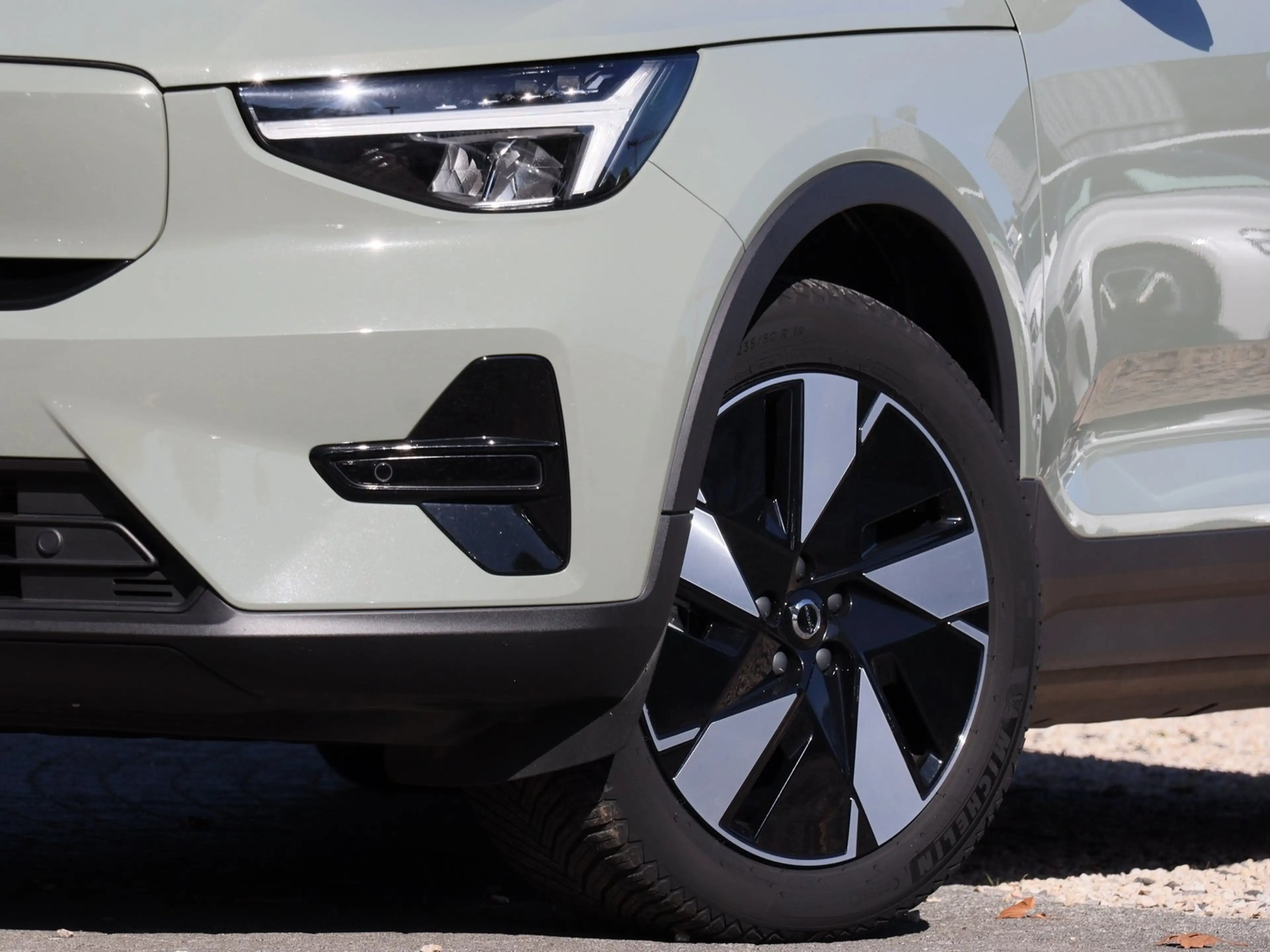 Volvo C40 Single Motor Extended Range Plus Recharge RWD N... — photo 5
