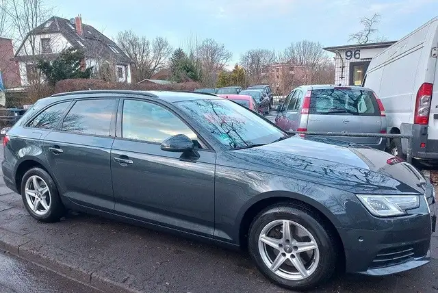 Audi A4 Avant 35 TDI Aut. Klima SHZ BC GJ Reifen LMF
