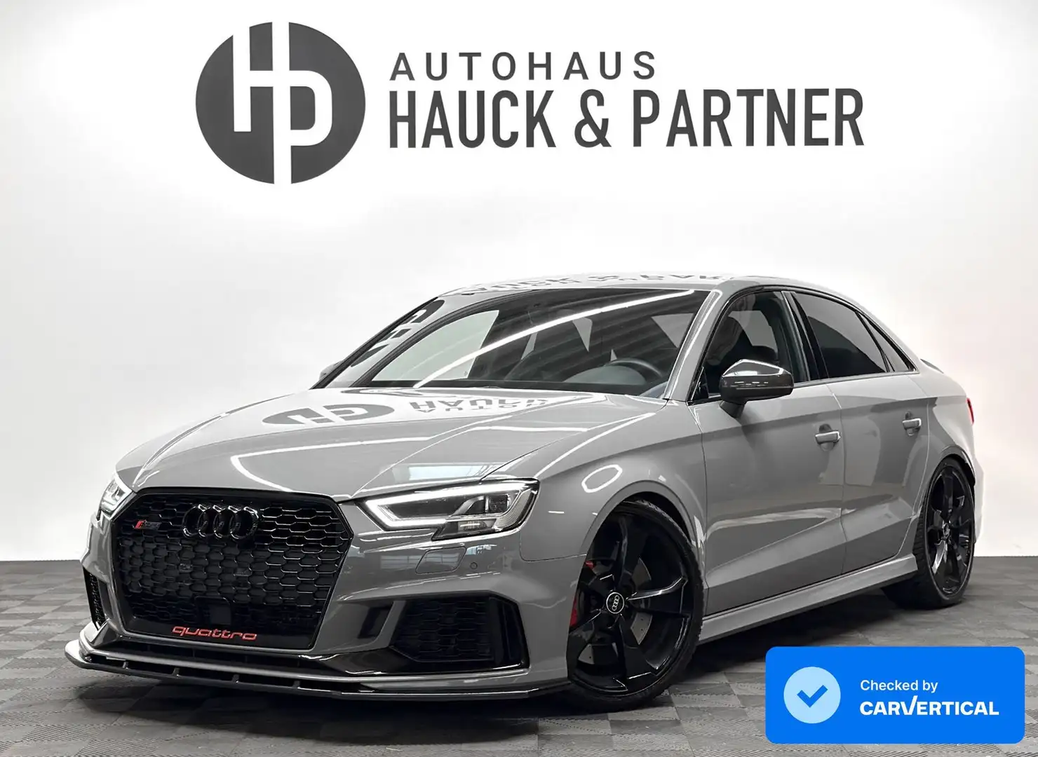 Audi RS3 q. Lim non OPF *Virtual *RS-Sitze *B&O *ACC Grau - 1