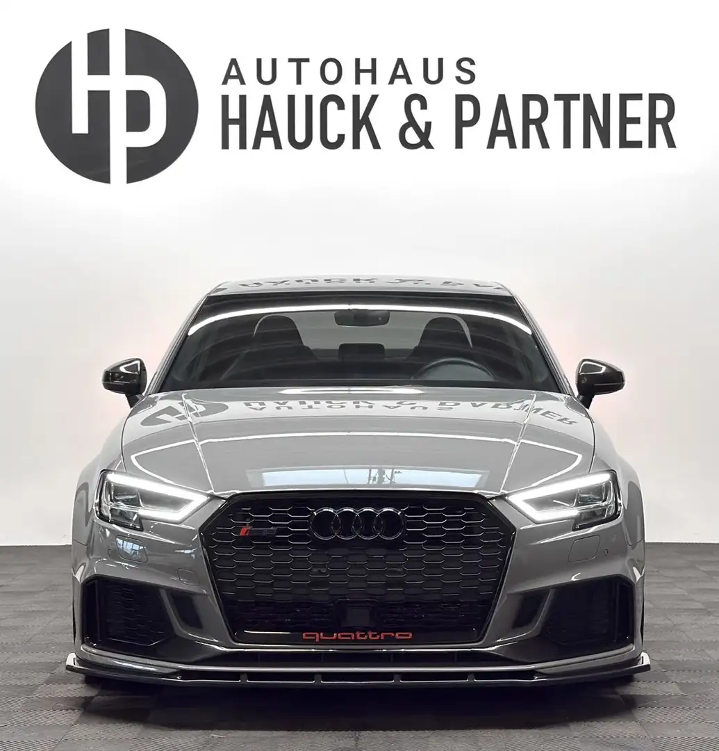 Audi RS3 q. Lim non OPF *Virtual *RS-Sitze *B&O *ACC Grau - 2