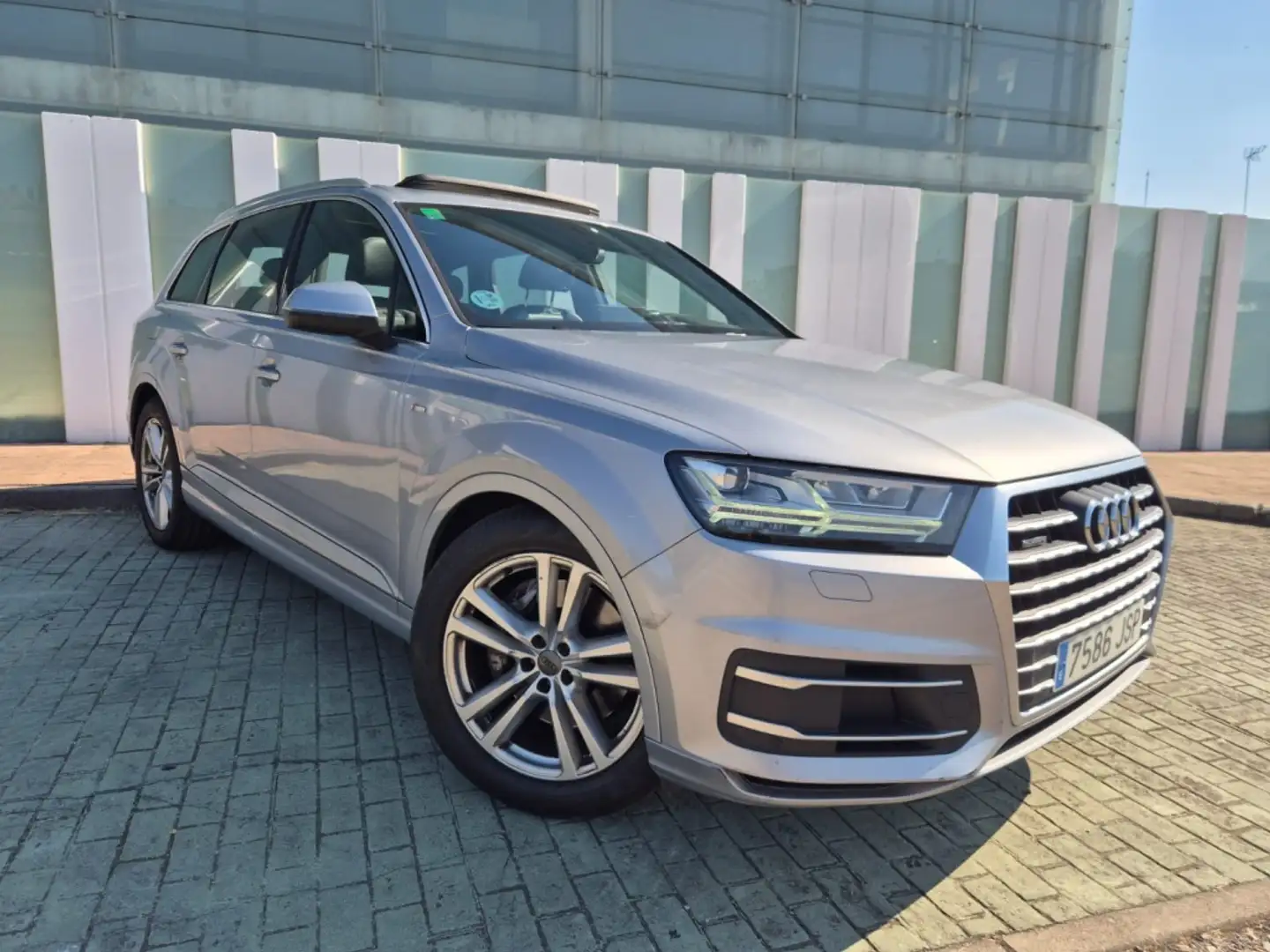 Audi Q7 3.0TDI quattro tiptronic 7pl. 200kW(9.75) Plateado - 2
