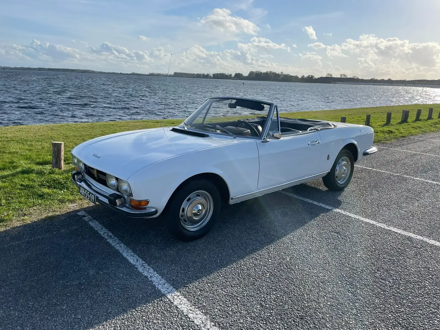 Peugeot 504 Cabriolet 2.0 injection Wit - 1