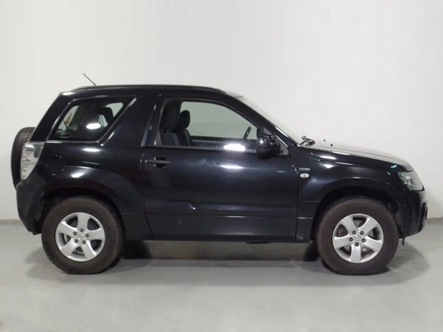 Suzuki Grand Vitara 1.9DDiS JX Negro - 2