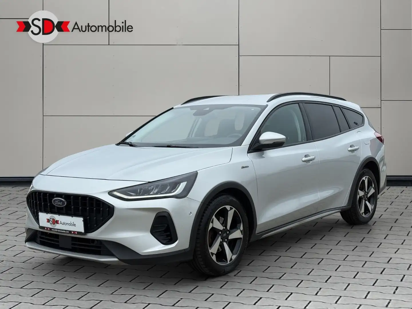 Ford Focus 1.5 Active Facelift LED Navi-Pro ACC PDC Silber - 1