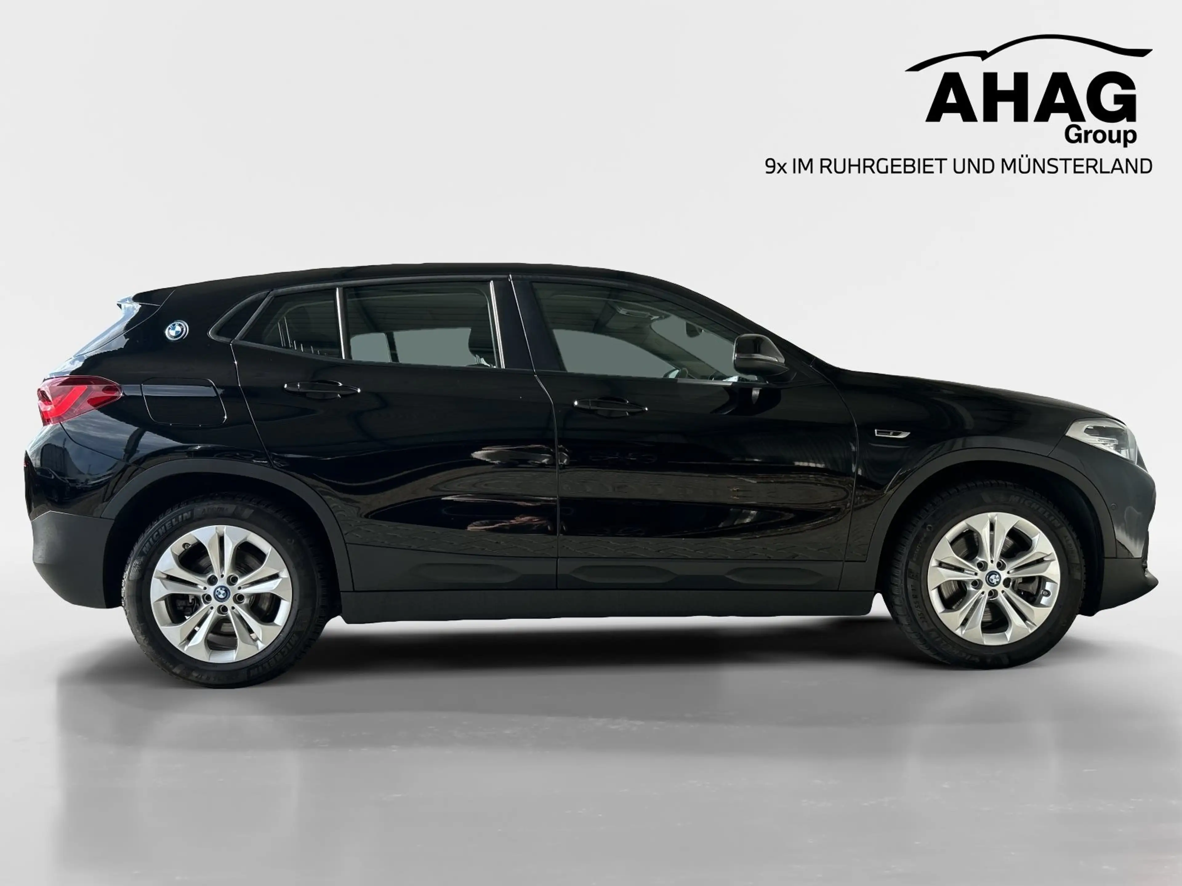 BMW X2 xDrive25e NAVIGATION LED PDC DAB — photo 3