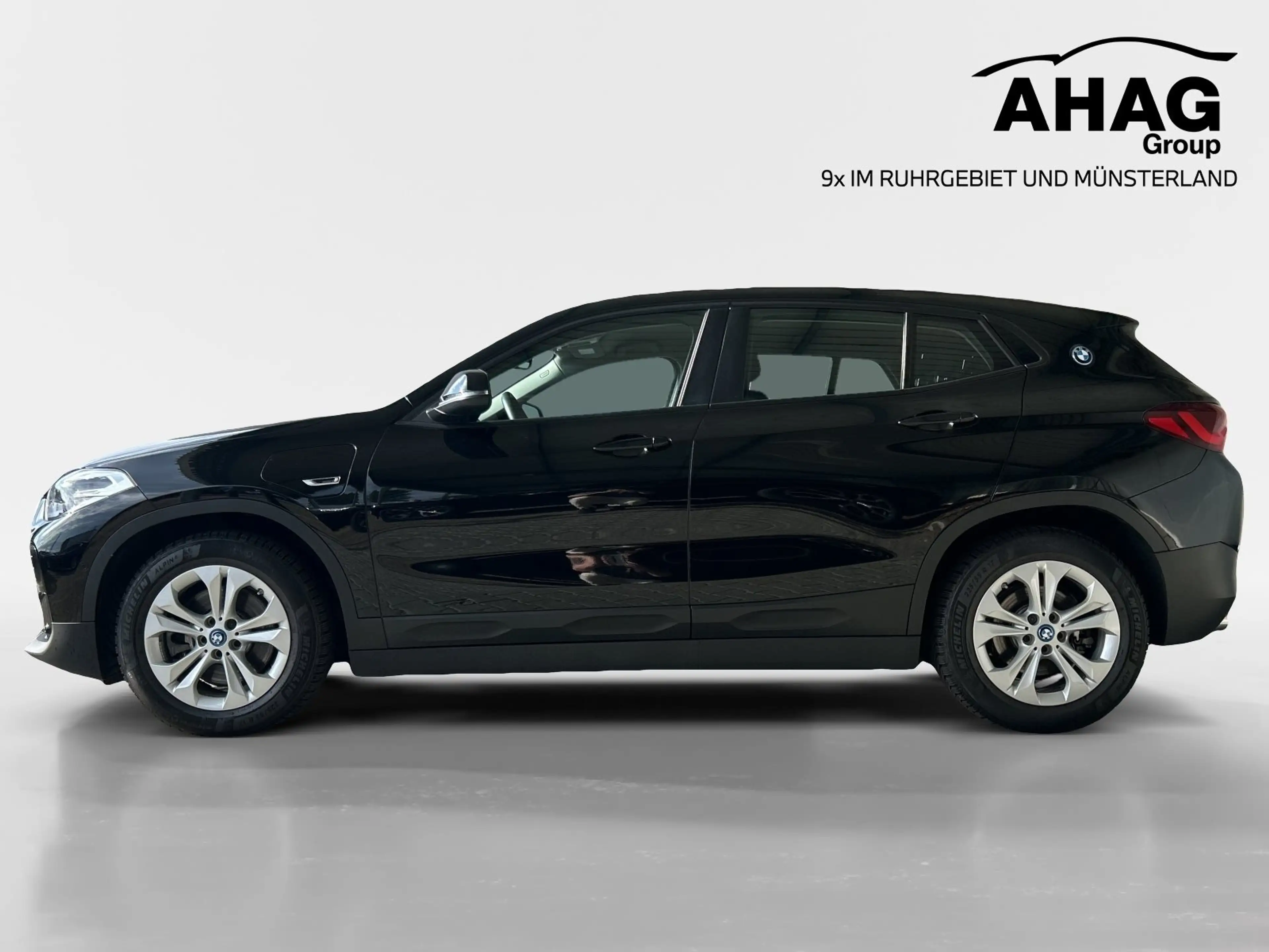 BMW X2 xDrive25e NAVIGATION LED PDC DAB — photo 6