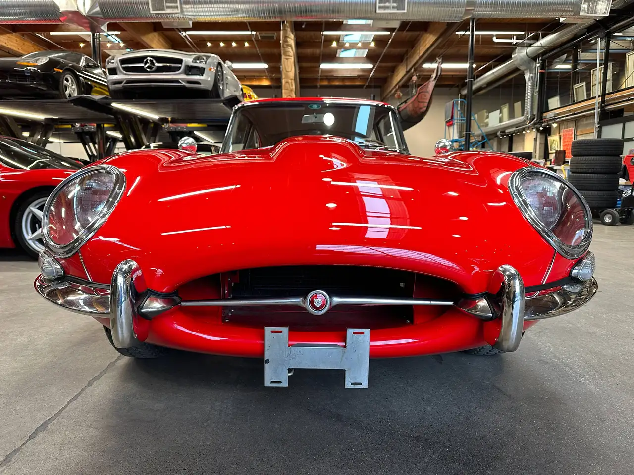 Jaguar E-Type photo Jaguar E-Type