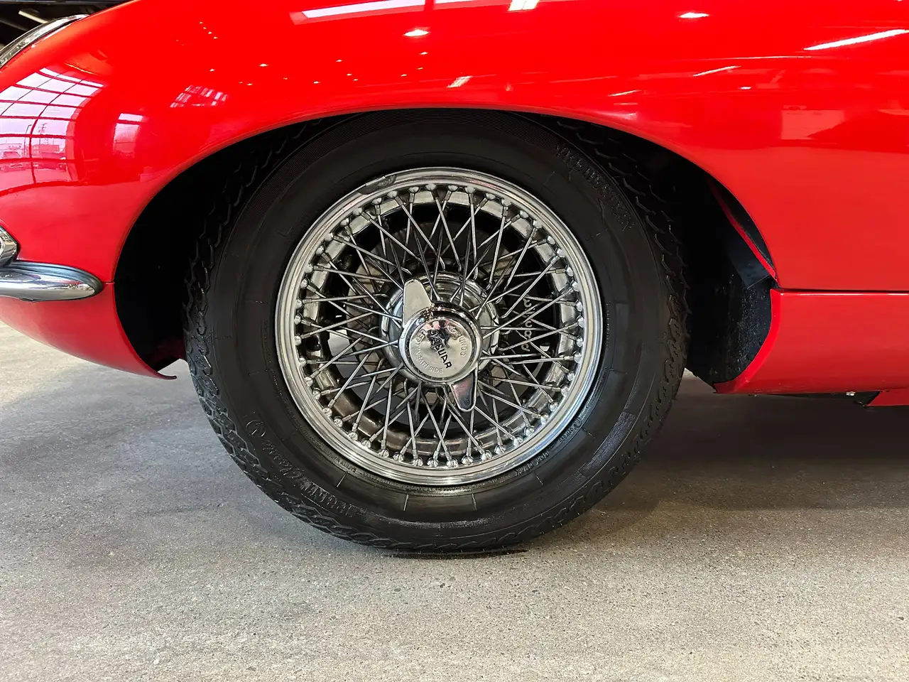 Jaguar E-Type photo Jaguar E-Type