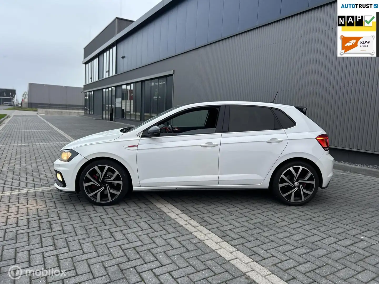 Volkswagen Polo GTI 2.0 TSI GTI|DSG|CARPLAY|APK| Wit - 2