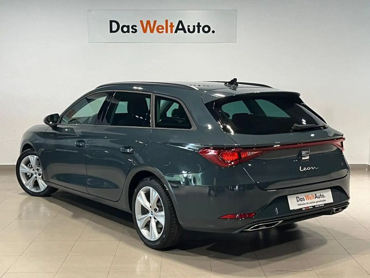 SEAT Leon ST 2.0TDI CR S&S FR XS DSG-7 150 Azul - 2