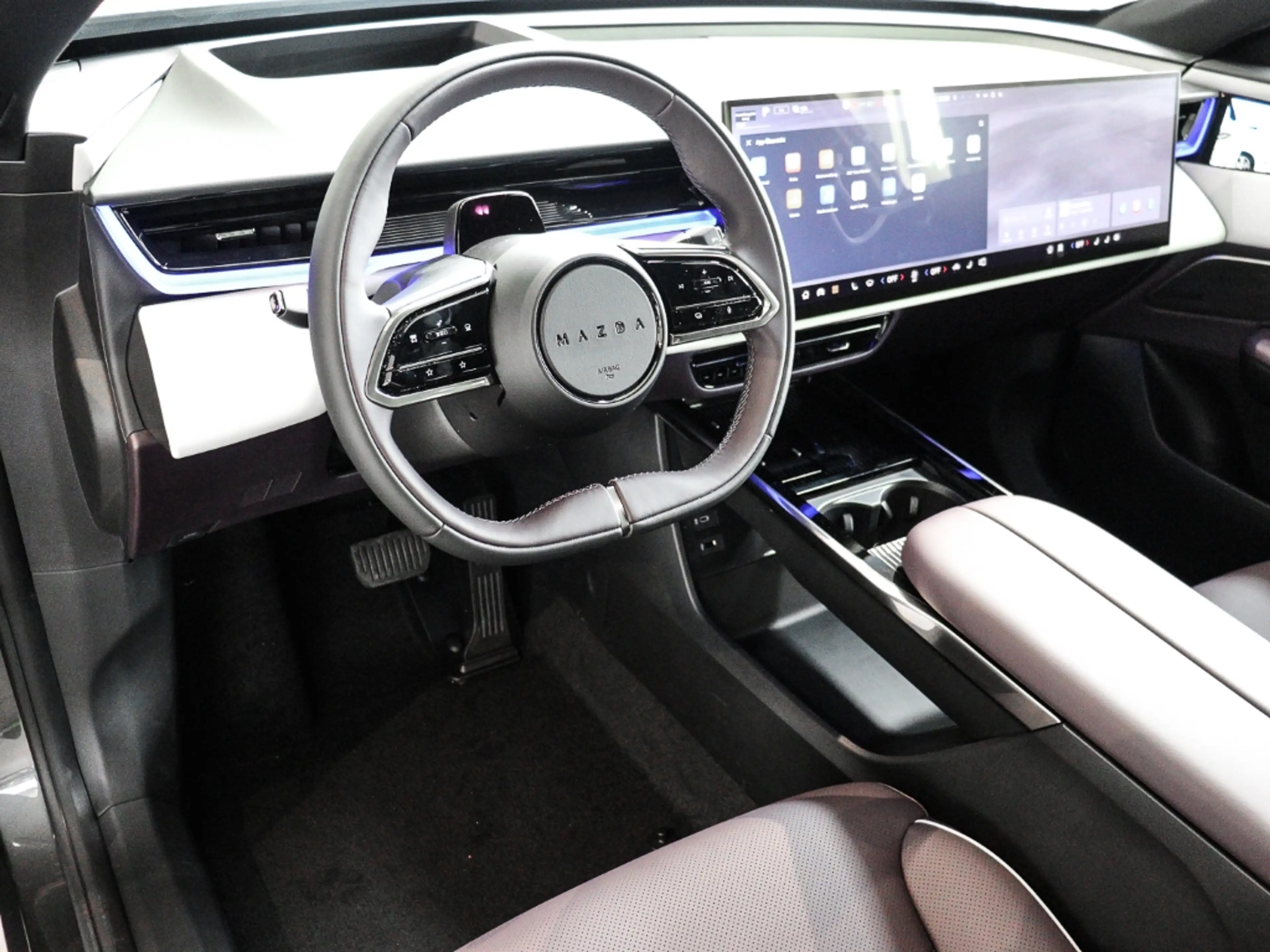 Mazda CX-6e EV 258ps 1AT RWD Takumi BKTR PABS 21'' — photo 6