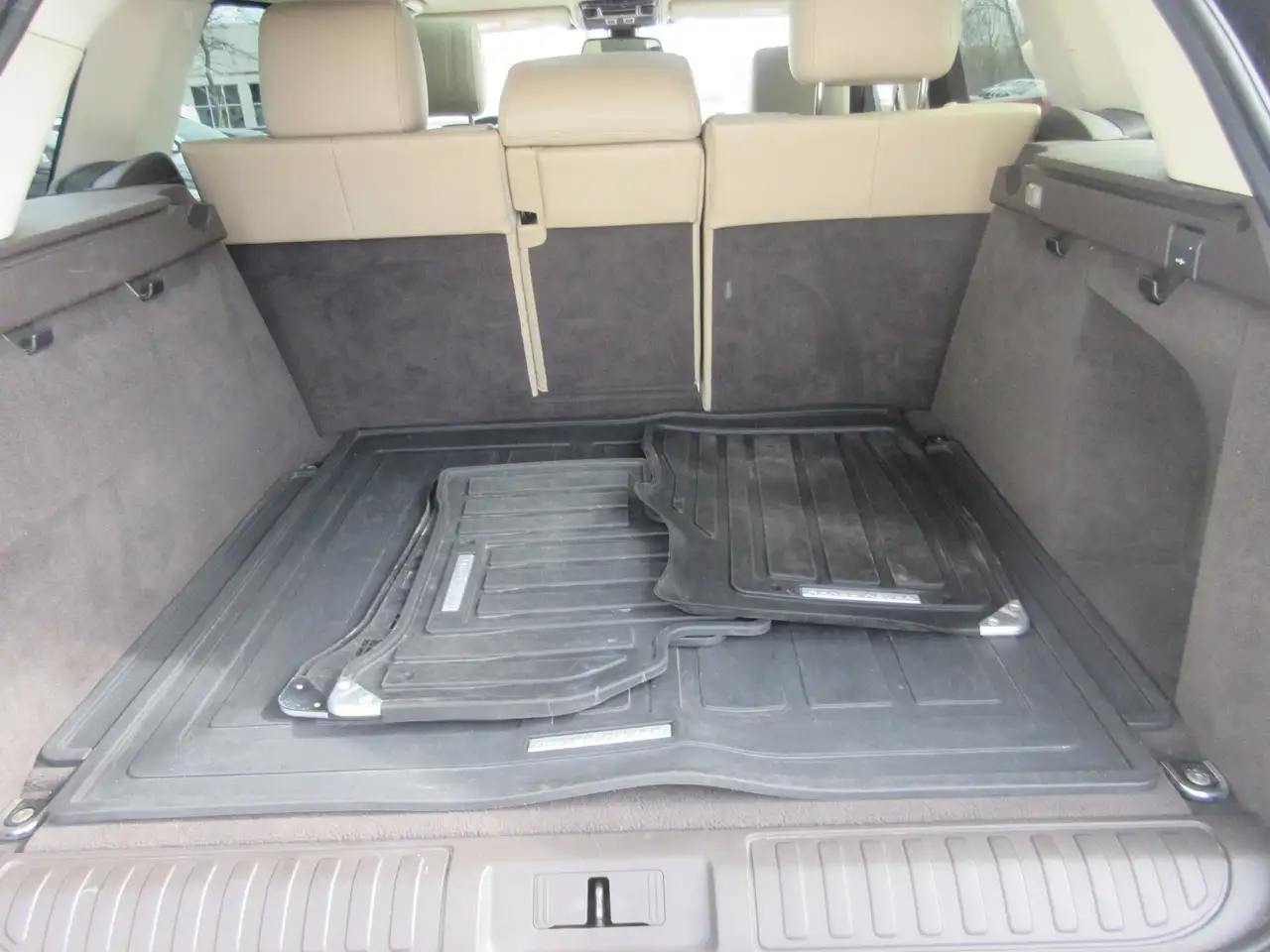 Land Rover Range Rover Sport снимка Land Rover Range Rover Sport
