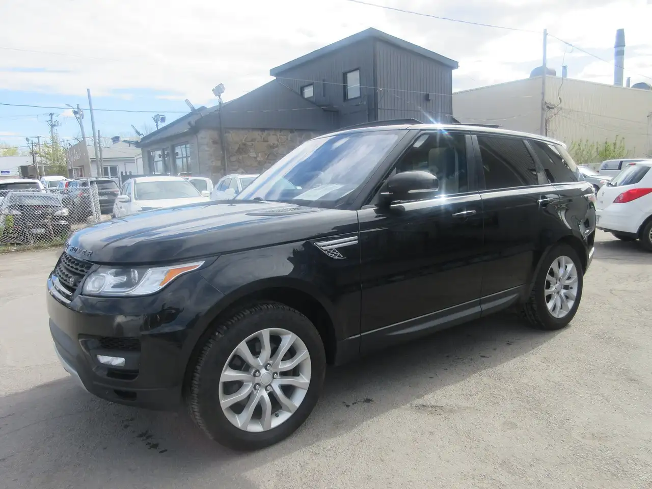 Land Rover Range Rover Sport снимка Land Rover Range Rover Sport