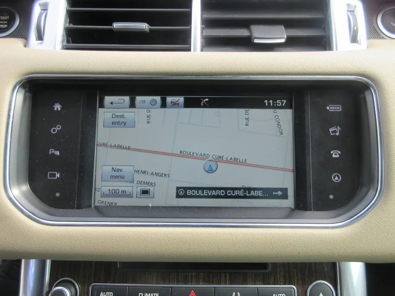Land Rover Range Rover Sport снимка Land Rover Range Rover Sport