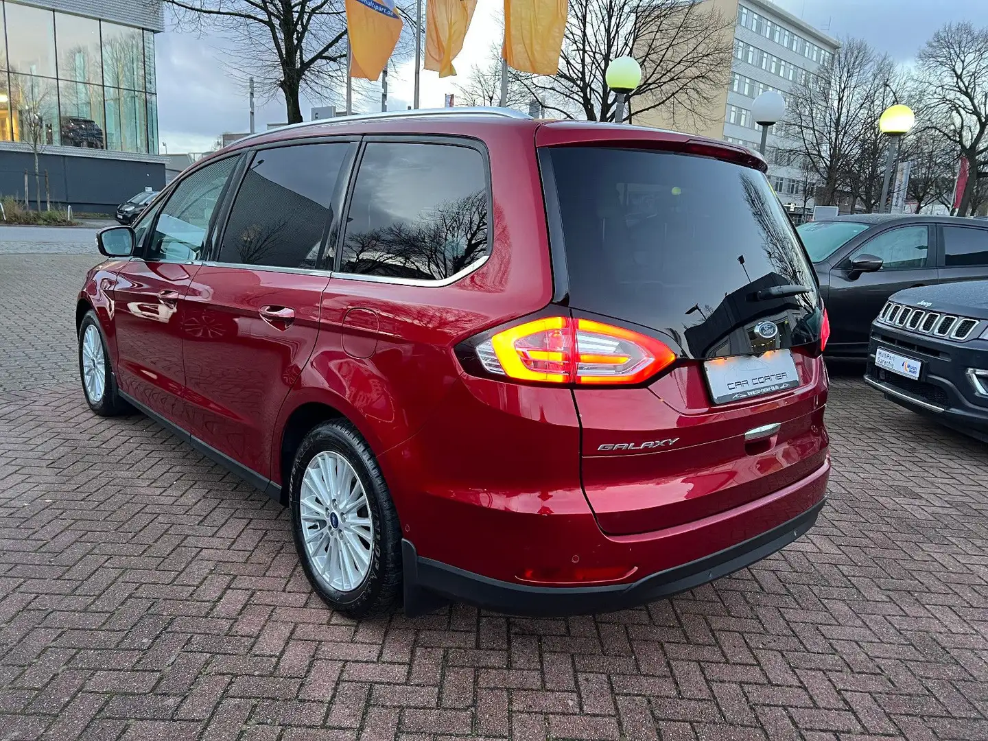 Ford Galaxy AUTOMATIK TITANIUM 7-SITZER ABSOLUT VOLL Piros - 2