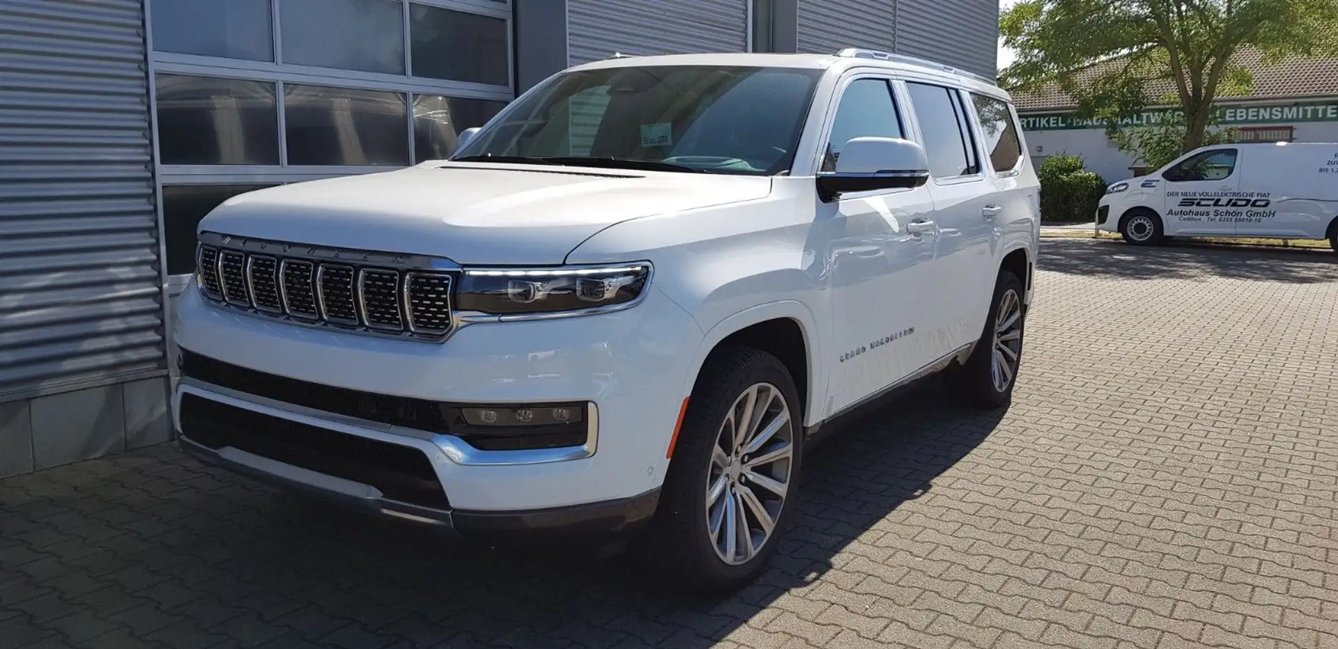 Jeep Wagoneer Grand Wagoneer 6.4 L V8 4x4 Weiß - 2