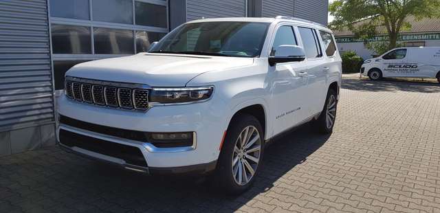 Jeep Wagoneer Grand Wagoneer 6.4 L V8 4x4