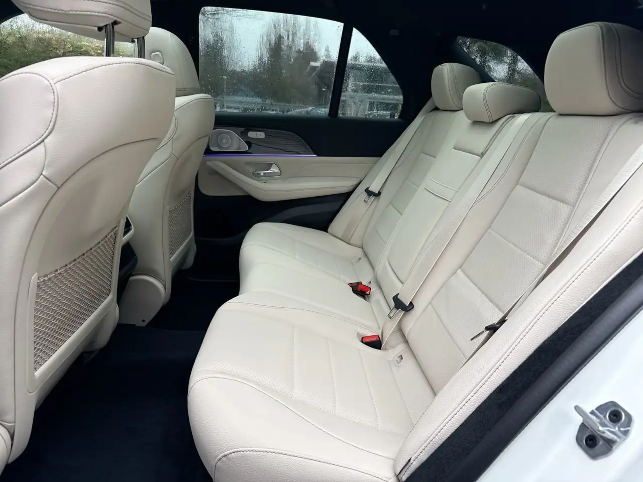 Mercedes-Benz GLE снимка Mercedes-Benz GLE