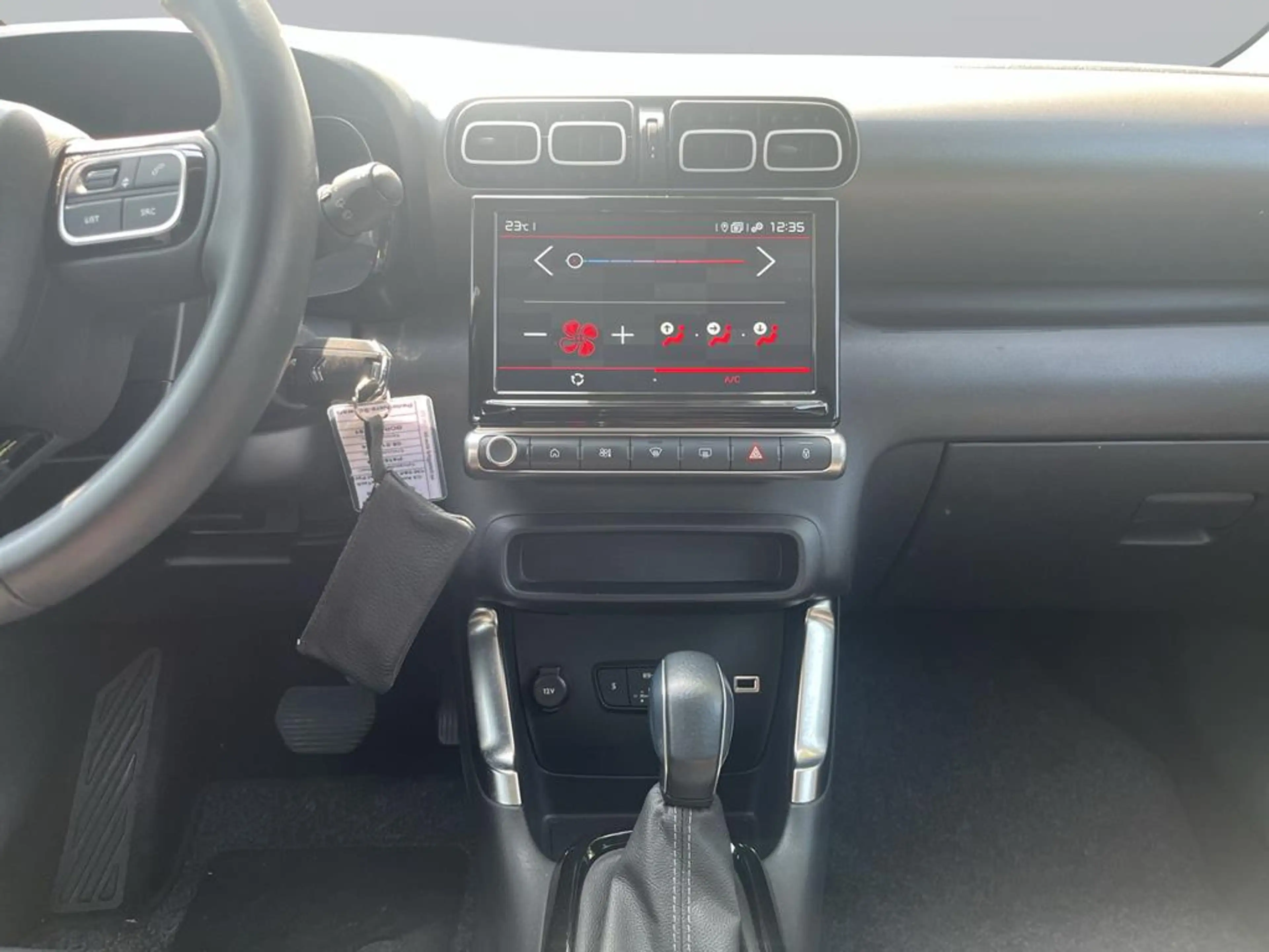 Citroen C3 Aircross PureTech 130 S&S EAT6 Feel Pack — photo 14