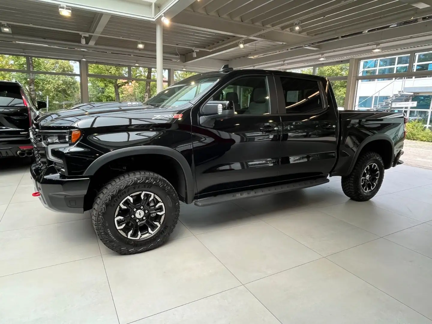 Chevrolet Silverado ZR2 V8 6.2*Head-Up*360°*Offroad*AHK Schwarz - 1