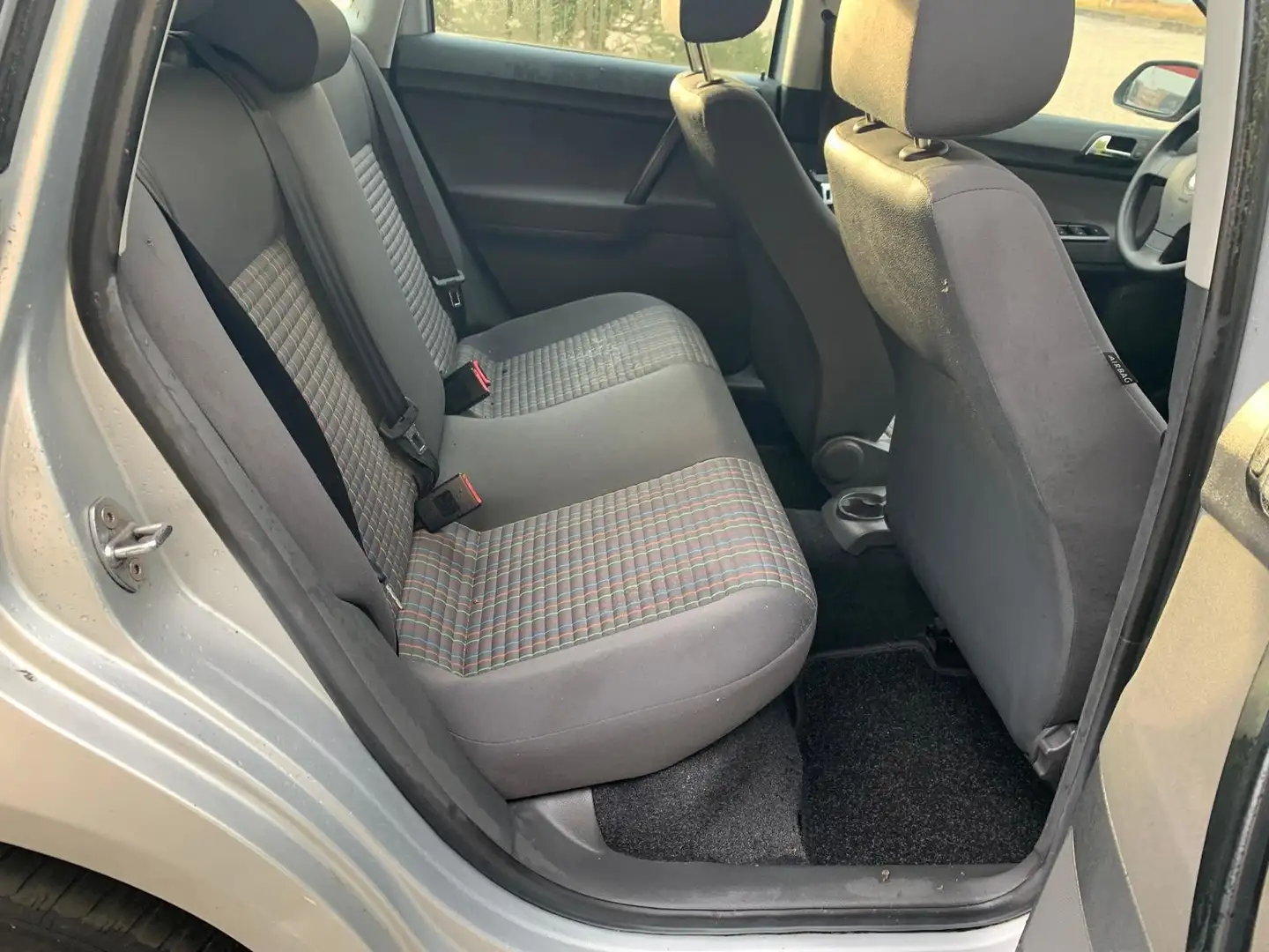 Volkswagen Polo 1.2 Trendline 1Hand 5 Türer Klima Silber - 2