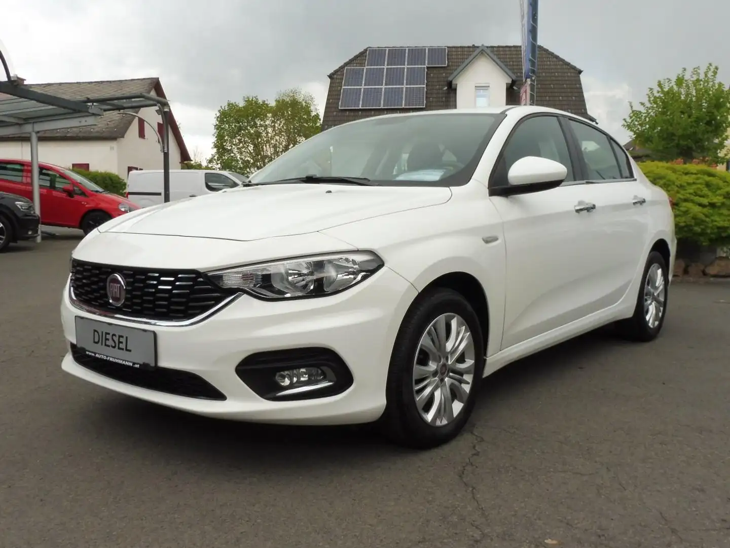 Fiat Tipo Tipo 1,3 MultiJet II 95 Easy Easy Weiß - 1