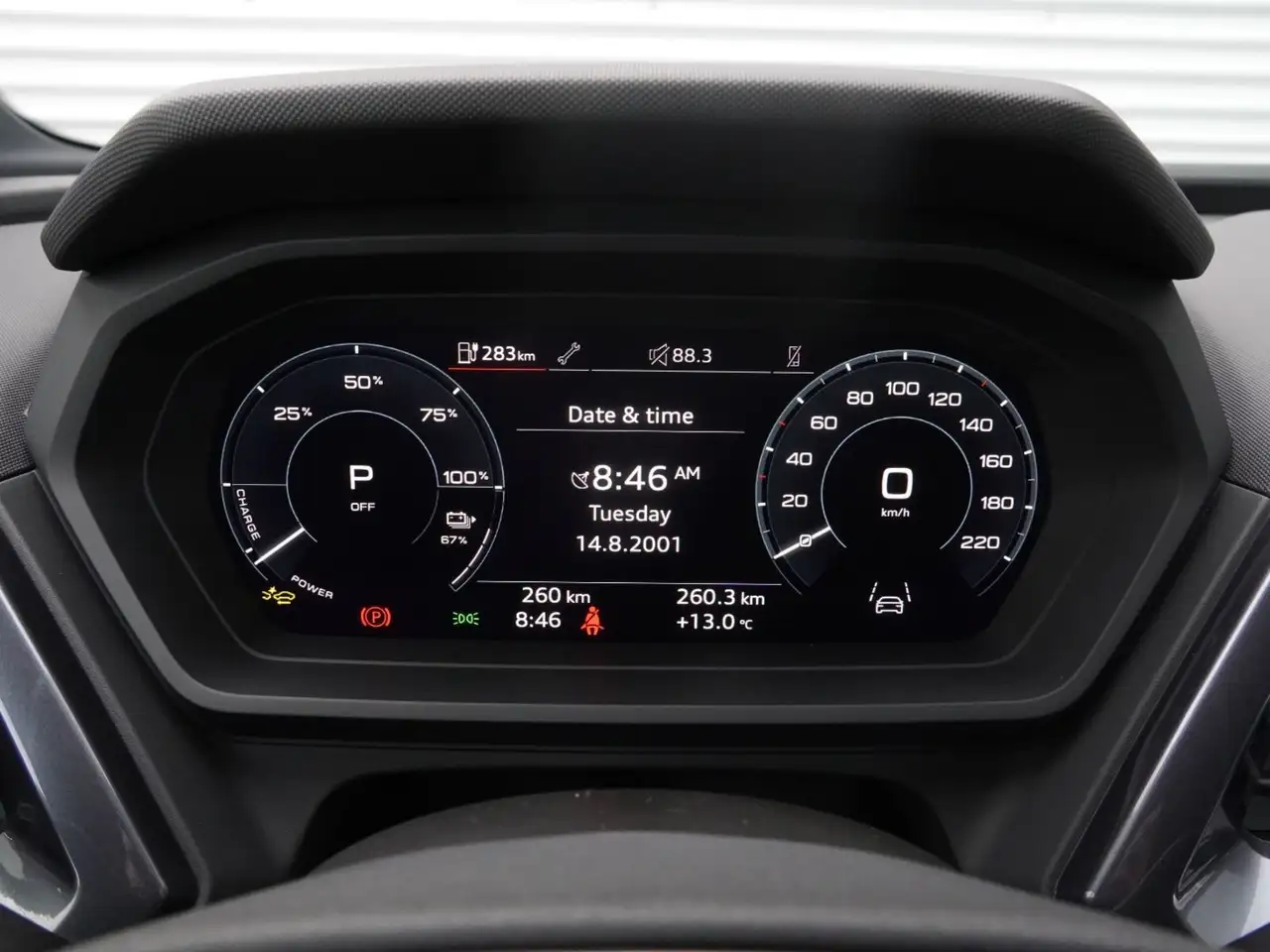 Audi Q4 e-tron снимка Audi Q4 e-tron