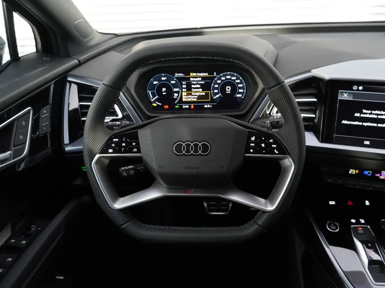 Audi Q4 e-tron снимка Audi Q4 e-tron