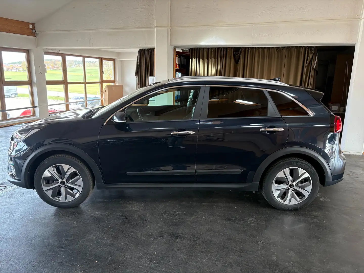 Kia Niro e-Niro Spirit Blau - 2