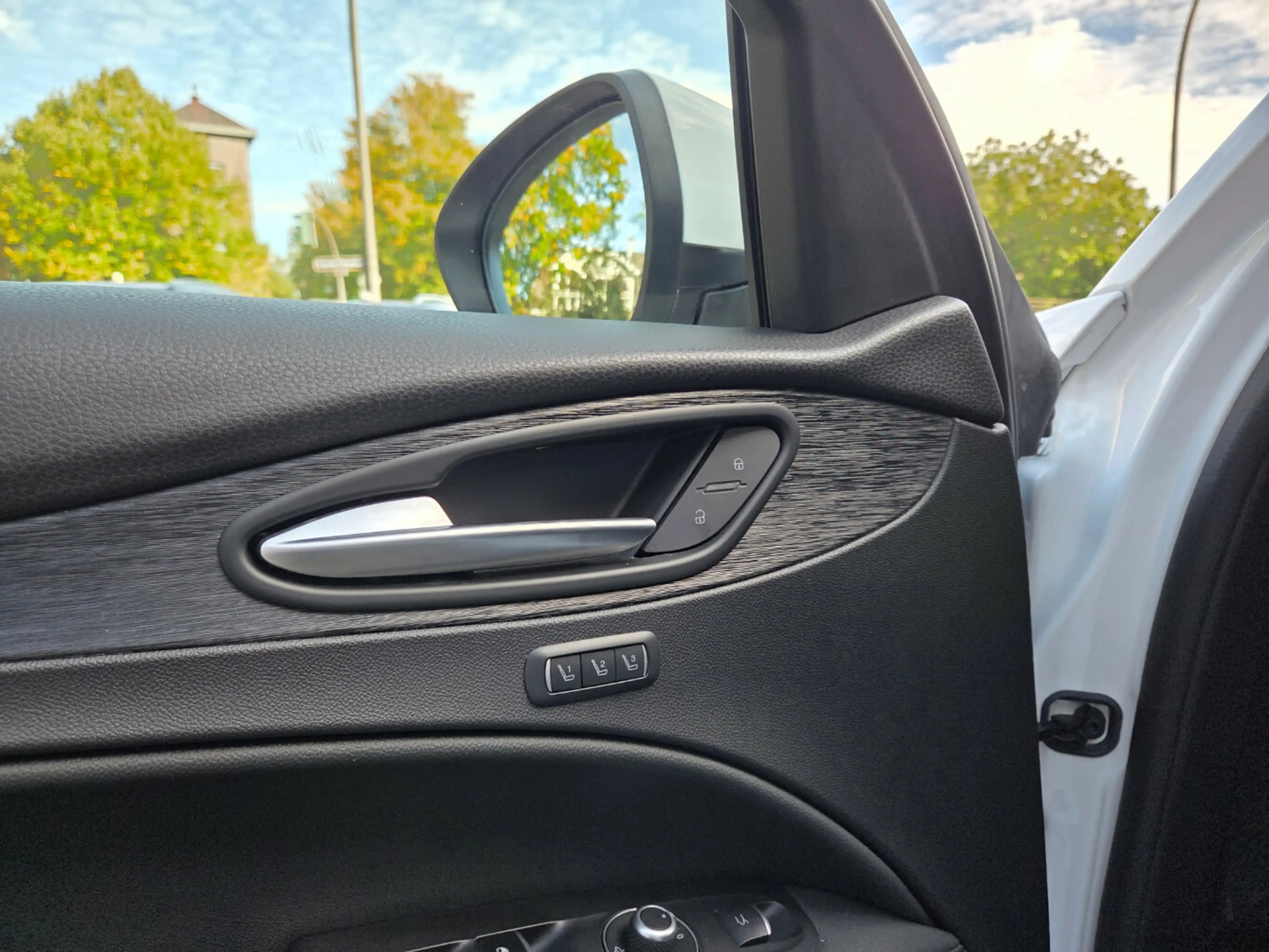 Alfa Romeo Stelvio 2.2Diesel Q4.AWD.Led.Mem.Navi.SHZ.Cam. — photo 5