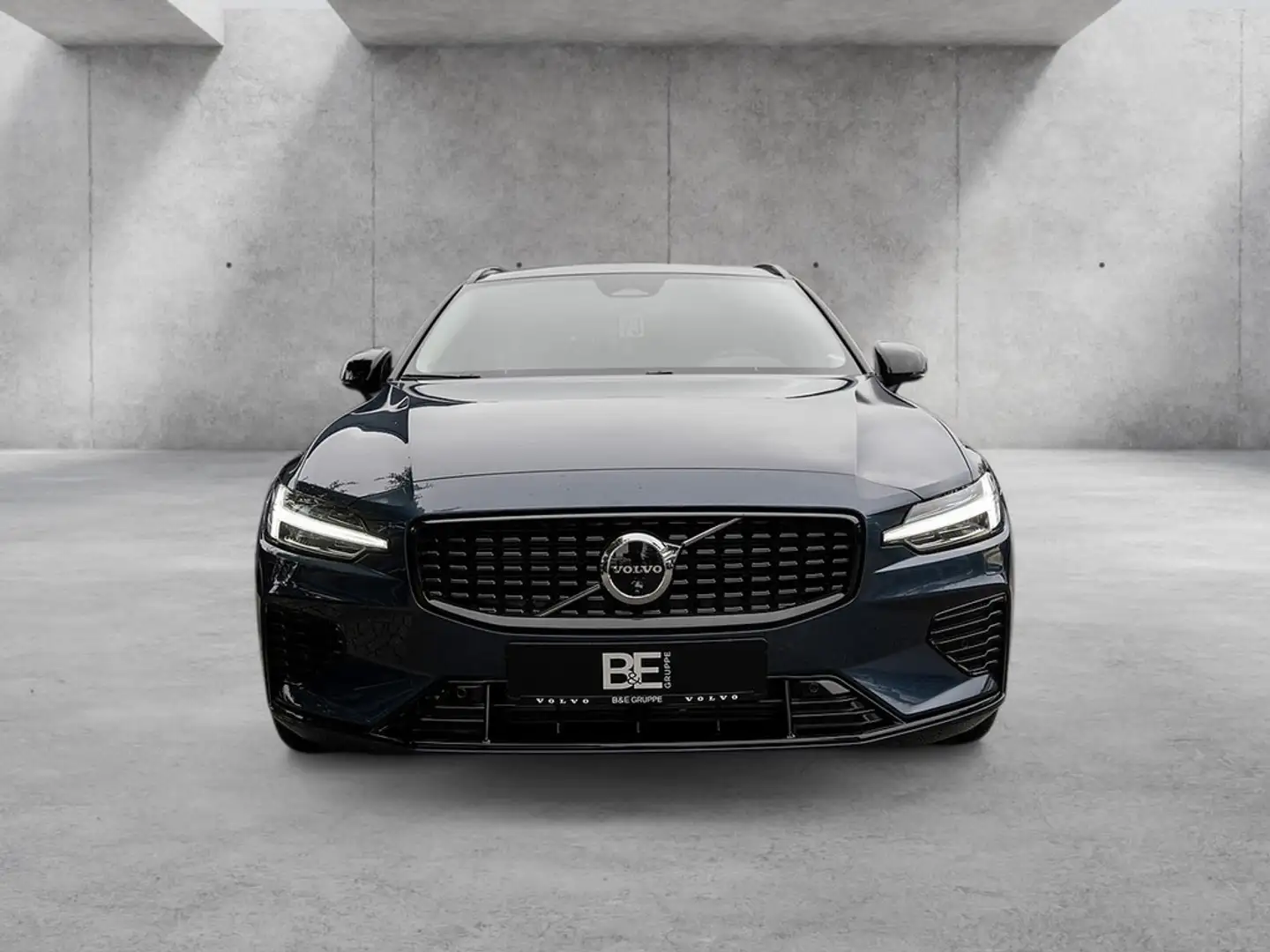 Volvo V60 T6 Recharge Plus Dark AWD PANO 360° Blau - 2