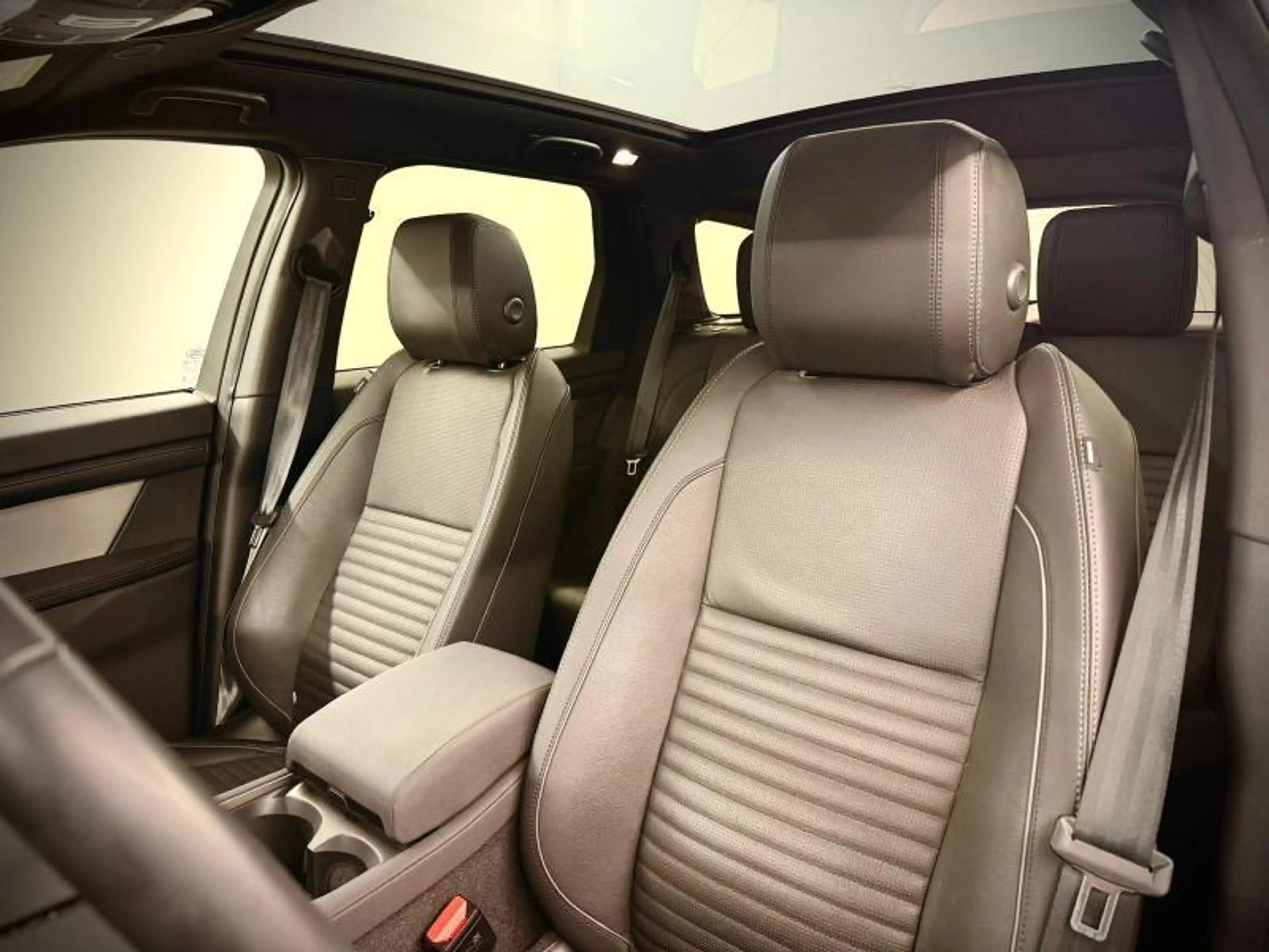 Land Rover Discovery Sport P270e Dynamic SE AWD Auto. 25.5MY - Beschikbaar va — photo 12