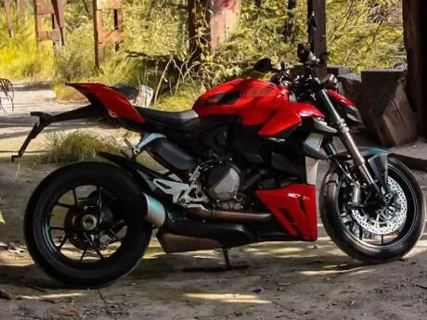 Ducati Streetfighter V 2 Rojo - 1