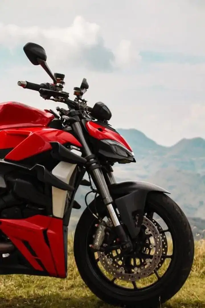 Ducati Streetfighter V 2 Rojo - 2