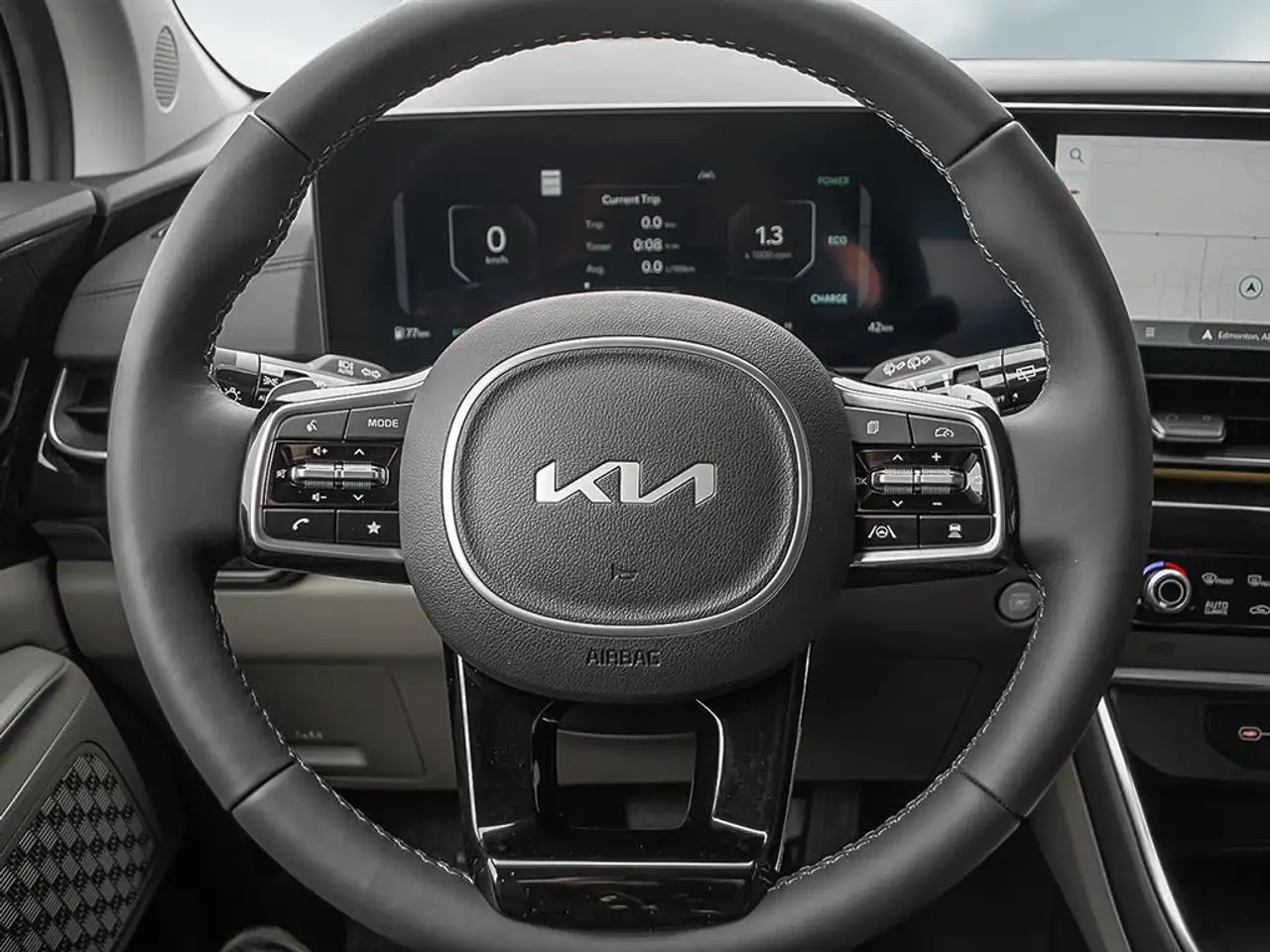Kia Carnival снимка Kia Carnival
