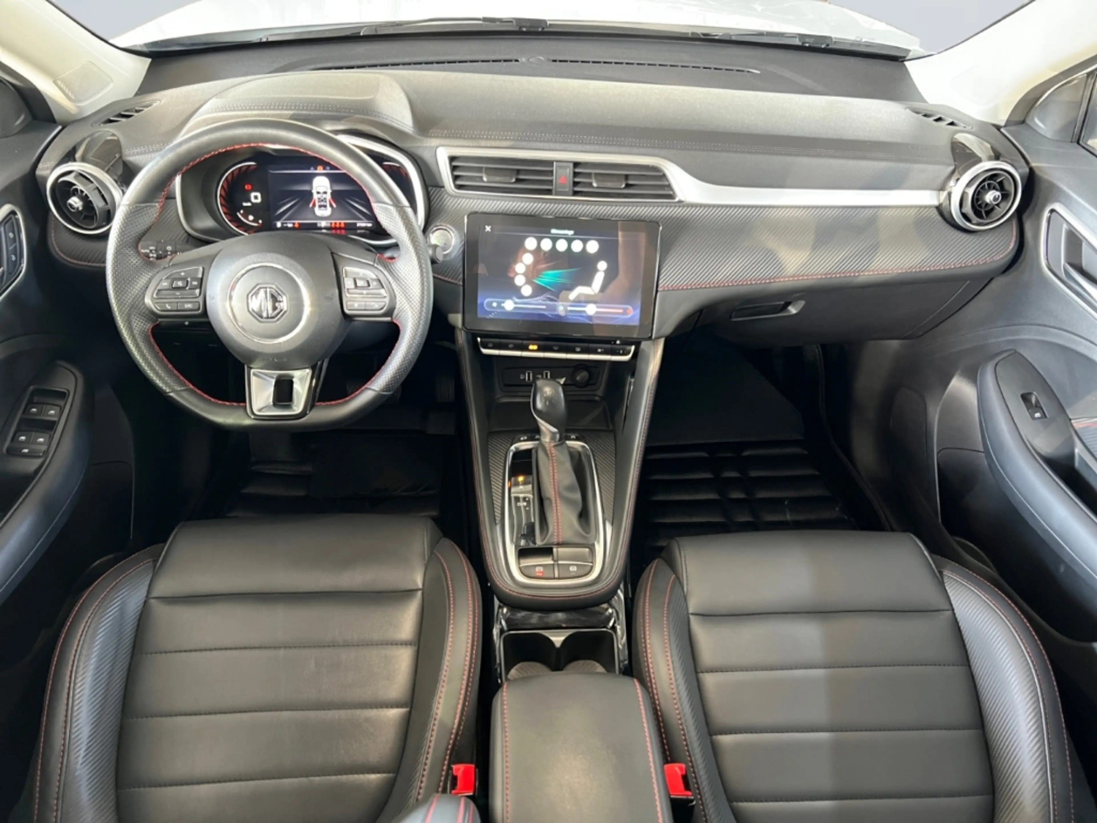 MG ZS Luxury *LED*SmartKey*Sitzh.*PDC*Klima*Totwinkel* — photo 10