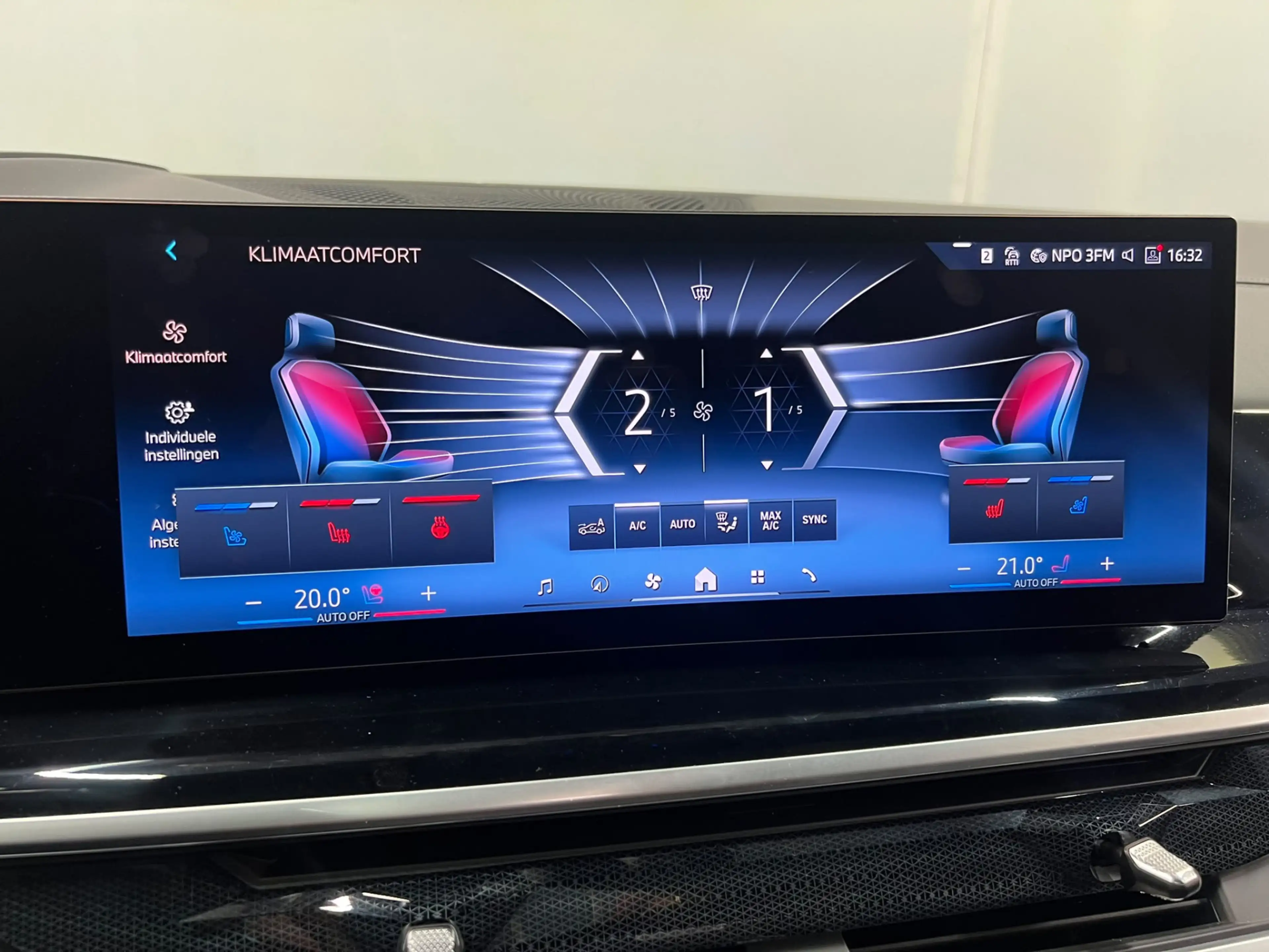 BMW X5 xDrive50e Launch Edition Panoramadak | Trekhaak | — photo 6