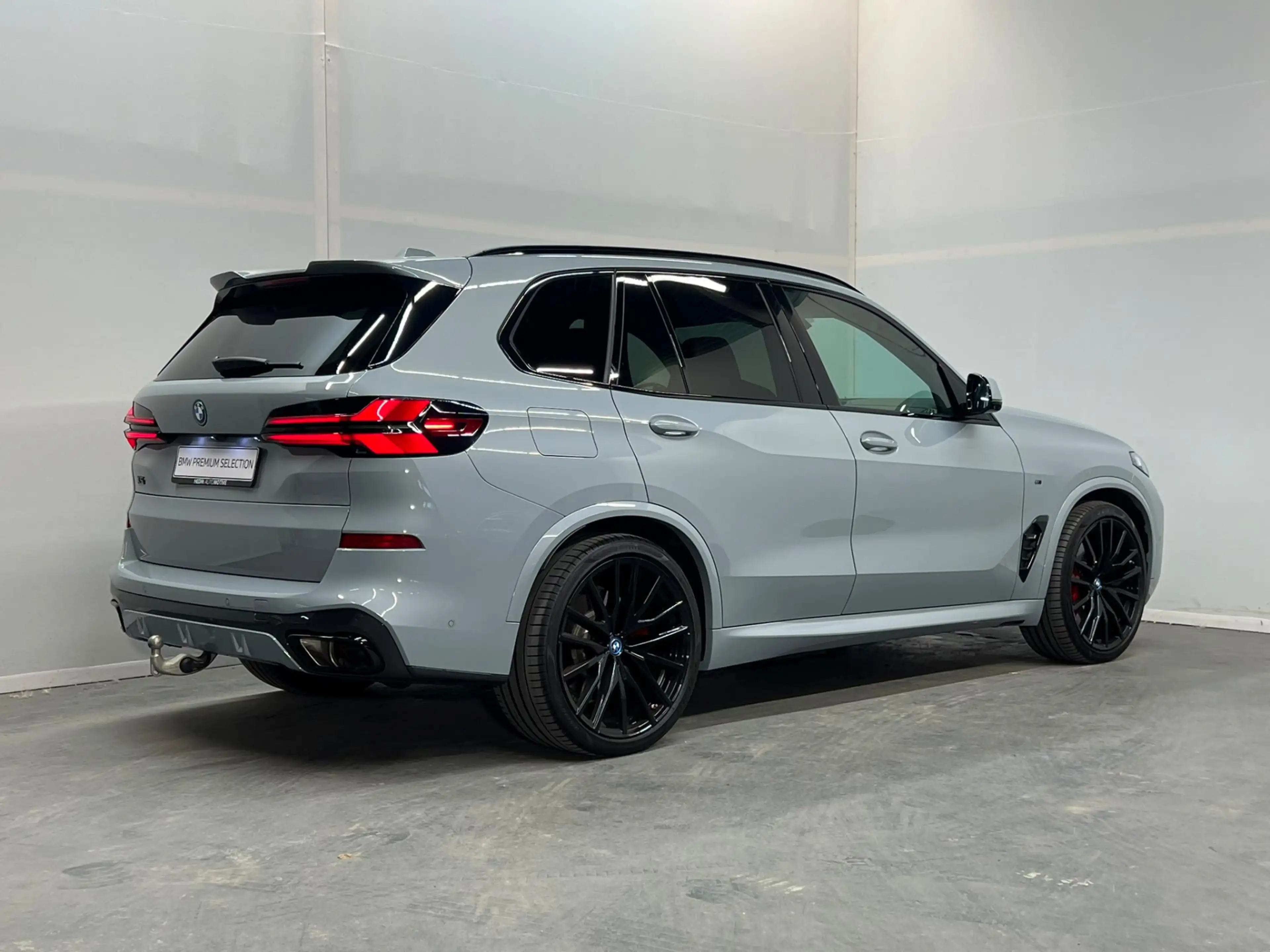 BMW X5 xDrive50e Launch Edition Panoramadak | Trekhaak | — photo 3