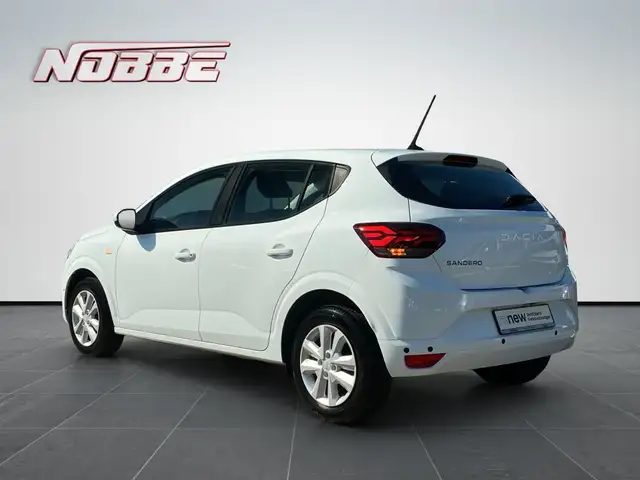 Dacia Sandero view 3