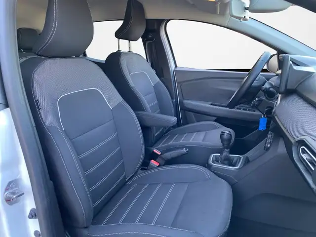 Dacia Sandero view 15