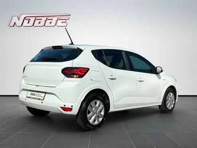 Dacia Sandero view 5